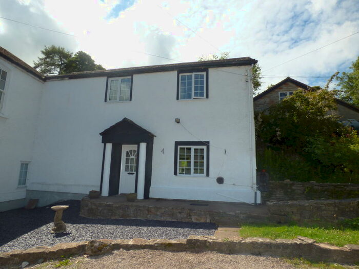 2 Bedroom Cottage To Rent In Dolwen Road, Llysfaen, LL29
