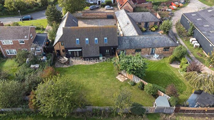 5 Bedroom Link Detached House For Sale In High Street, Roxton, MK44