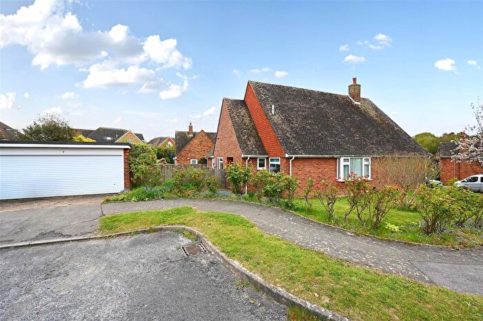 3 Bedroom Bungalow For Sale In Thornbank Crescent, Bexhill-On-Sea, TN39