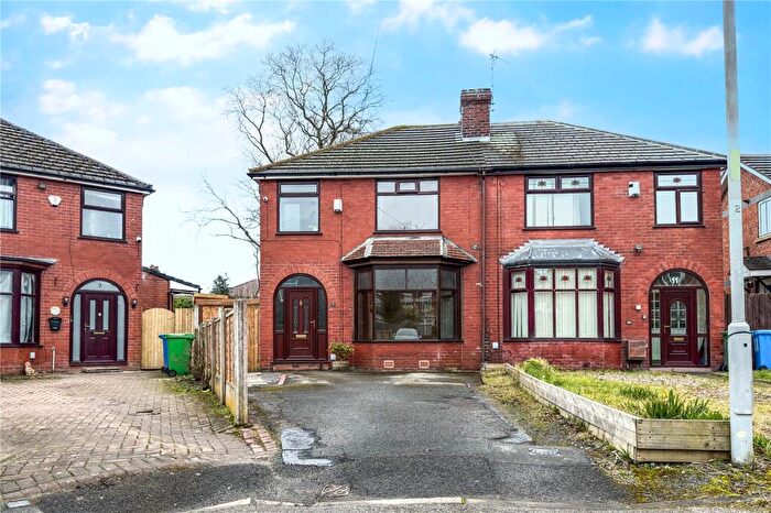 3 Bedroom Semi Detached House For Sale In Maple Grove, New Moston, Manchester, M40