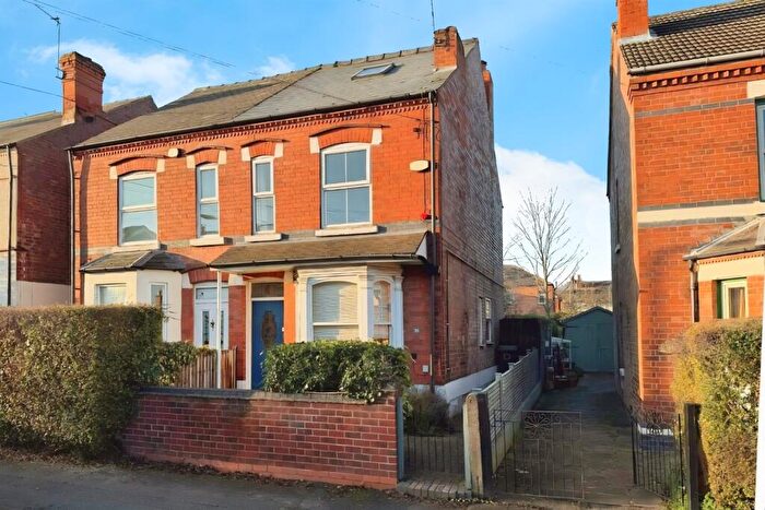 3 Bedroom Semi-Detached House For Sale In Park Street, Beeston, Nottingham, NG9