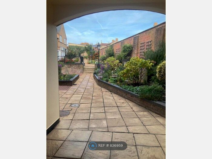 1 Bedroom Terraced House To Rent In St. Peters Court, Stamford, PE9