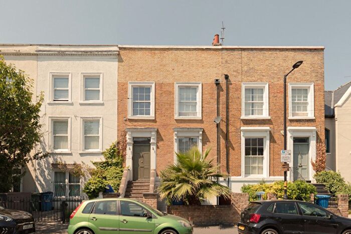 1 Bedroom Flat For Sale In Montpelier Road, Peckham, SE15