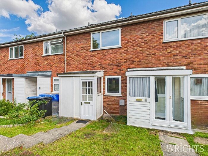 2 Bedroom Terraced House For Sale In Rickfield Close, Hatfield, AL10