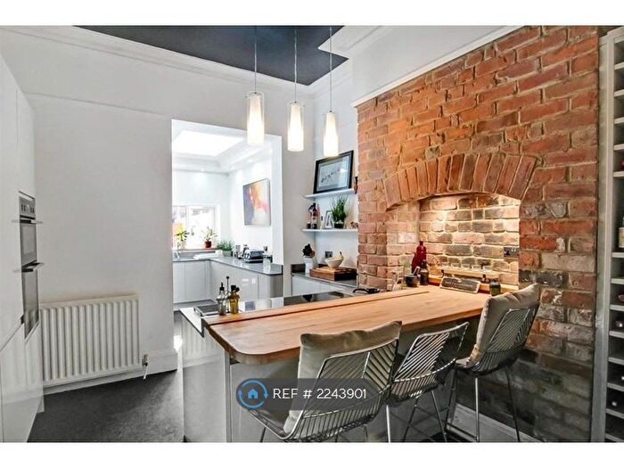 Studio To Rent In Corporation Road, Darlington, DL3