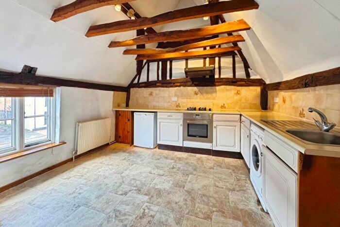 1 Bedroom Maisonette To Rent In Rose Street, Wokingham, RG40