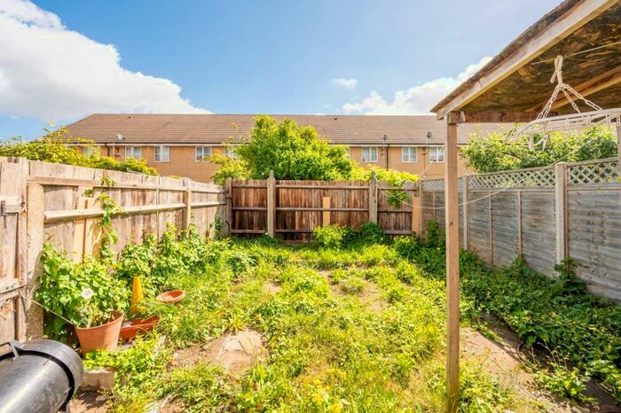 3 Bedroom Terraced House To Rent In Montrose Gardens, Mitcham, CR4