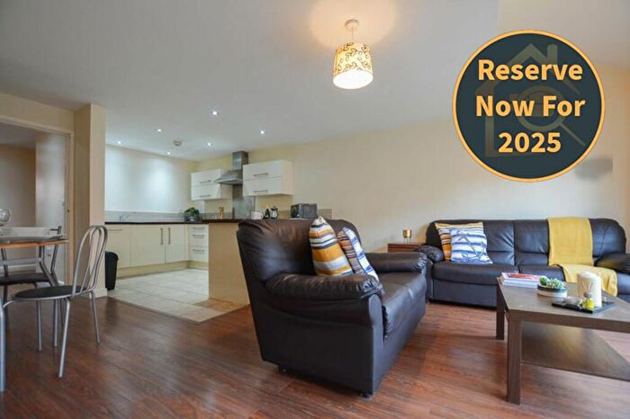 4 Bedroom Terraced House To Rent In Eastleigh Road, Leicester, LE3