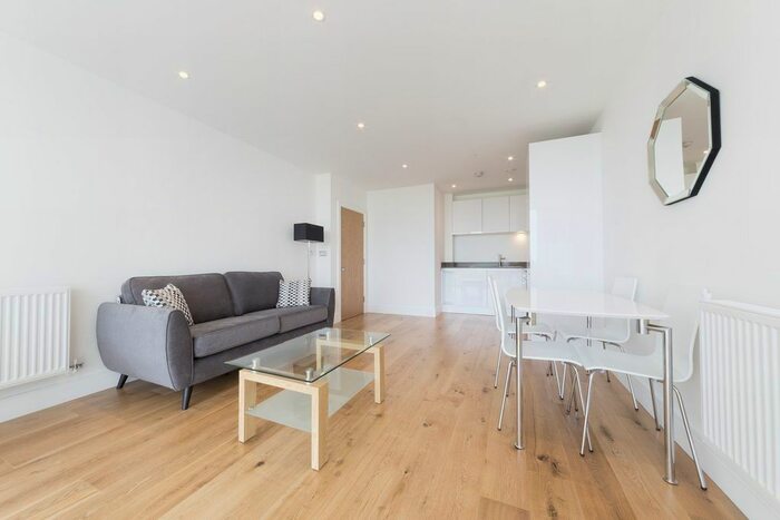 1 Bedroom Flat To Rent In Thanet Tower, 6 Caxton Street North, Canning Town, London E16