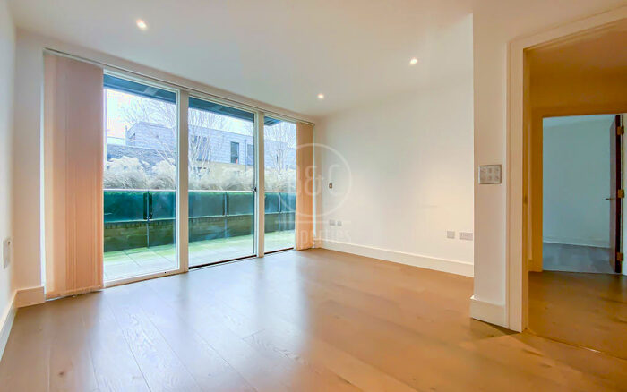 1 Bedroom Flat To Rent In Wallace Court, Kidbrooke Village, SE3