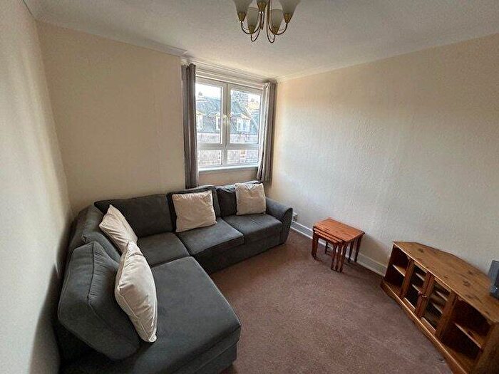 2 Bedroom Flat To Rent In Menzies Road, Aberdeen, AB11