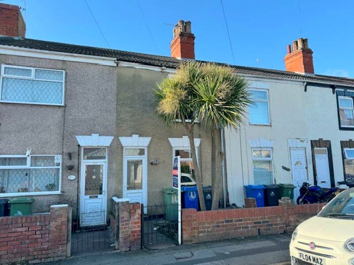 3 Bedroom Terraced House To Rent In Willingham Street, Grimsby, DN32