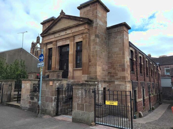 2 Bedroom Flat To Rent In Nitsdale Drive, Glasgow, G41