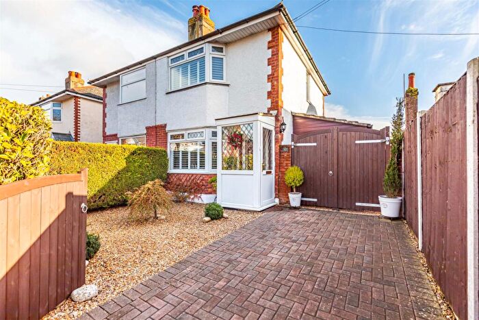 2 Bedroom Semi Detached House For Sale In Avenue Road, Christchurch, BH23