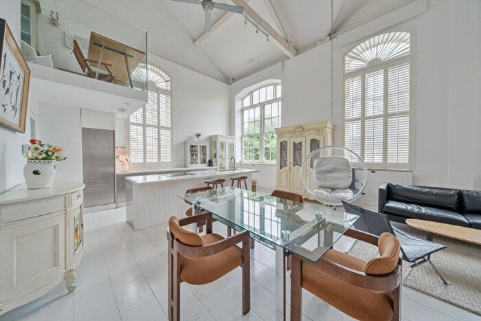 1 Bedroom Flat For Sale In Stannary Street, Kennington, London, SE11