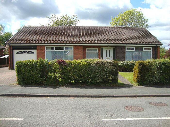 2 Bedroom Detached Bungalow To Rent In Newtons Crescent, CW11