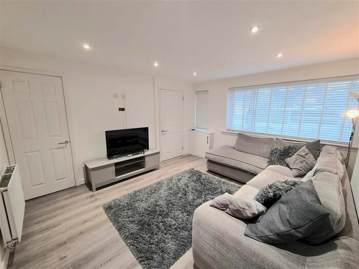 3 Bedroom Property To Rent In Anders Drive, Nottingham, NG6