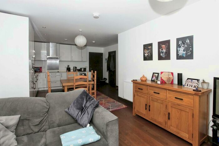 2 Bedroom Flat For Sale In East Station Road, Fletton Quays, Peterborough, PE2