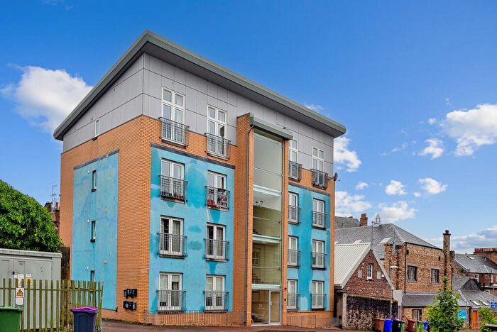 2 Bedroom Flat To Rent In Wellgreen Lane, Stirling, Stirling, FK8