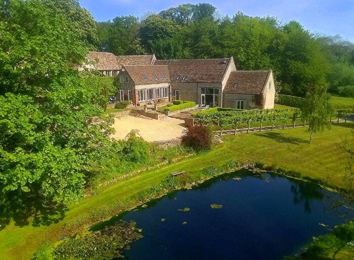 5 Bedroom Barn Conversion To Rent In Lower Easton Piercy, Kington St. Michael, SN14