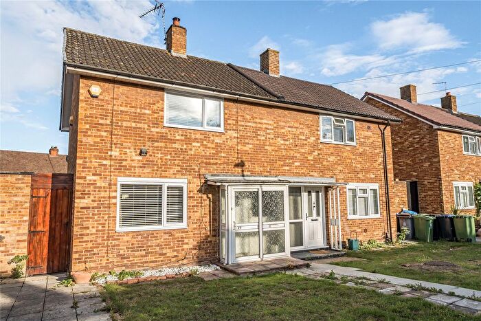 2 Bedroom Semi-Detached House For Sale In Surbiton, KT6