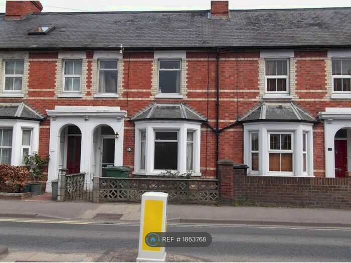 3 Bedroom Terraced House To Rent In Reading Road, Henley-On-Thames, RG9