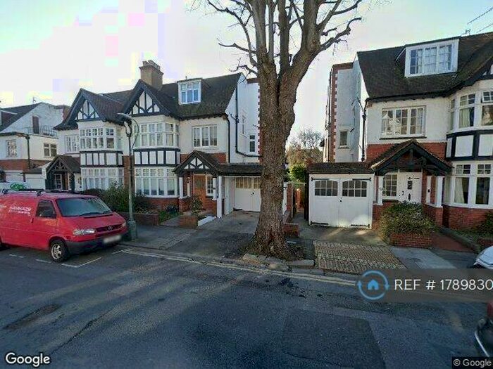 1 Bedroom Flat To Rent In York Avenue, Hove, BN3