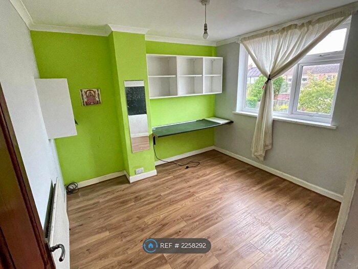 6 Bedroom Semi-Detached House To Rent In Mapleton Road, Coventry, CV6