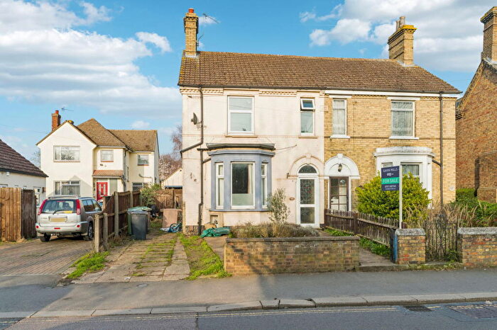 3 Bedroom Semi Detached House For Sale In High Street, Sandy, SG19