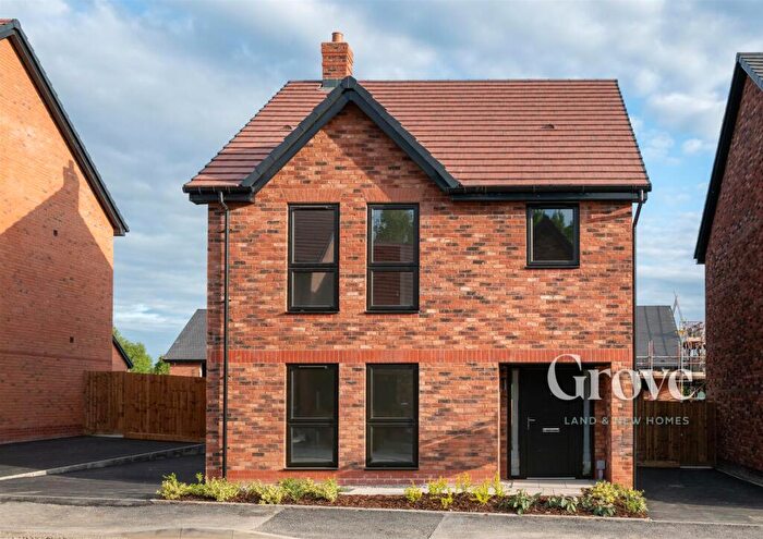 4 Bedroom Detached House For Sale In No, Maybank, Manor Way, Halesowen, B62