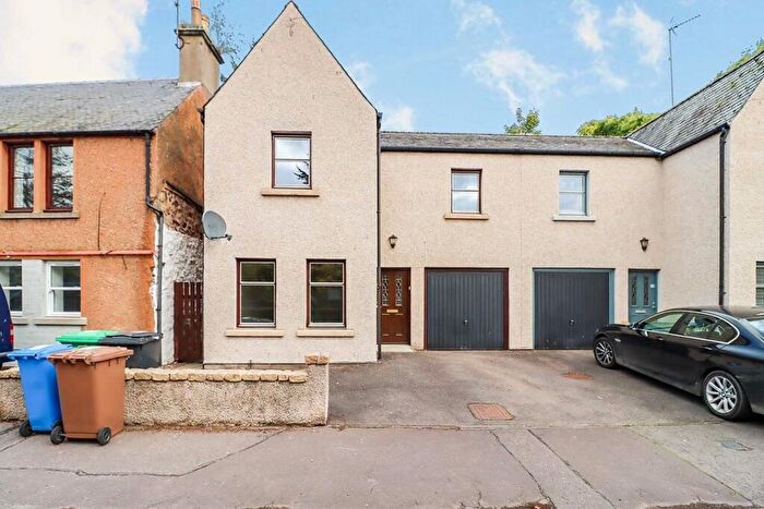 4 Bedroom Semi-Detached House To Rent In B Burnside, Auchtermuchty, Cupar, Fife, KY14