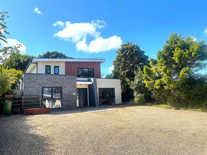 6 Bedroom Detached House For Sale In Victoria Avenue, Shanklin, PO37