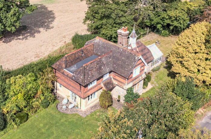 4 Bedroom Detached House For Sale In Slaugham Lane, Warninglid, Haywards Heath, West Sussex, RH17