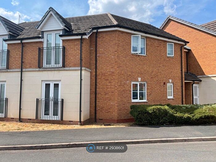 2 Bedroom Flat To Rent In Bulkington, Bedworth, CV12