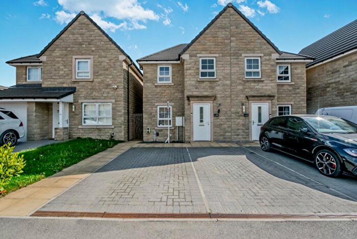 3 Bedroom Semi-Detached House For Sale In Paddock Lane, Bradford, BD2