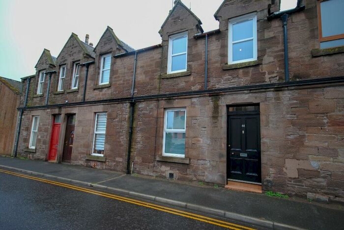3 Bedroom Terraced House To Rent In Dishlandtown Street, Arbroath, Angus, DD11