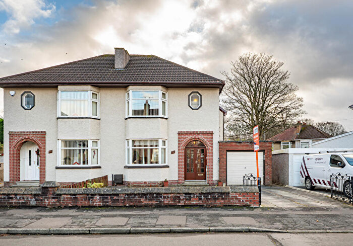 3 Bedroom Semi Detached House For Sale In Weirwood Avenue, Baillieston, Glasgow, G69