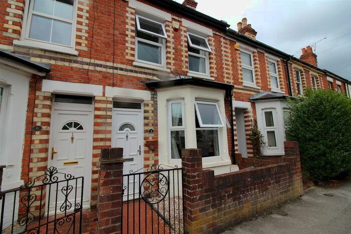 3 Bedroom Terraced House To Rent In Coldicutt Street, Caversham, Reading, RG4