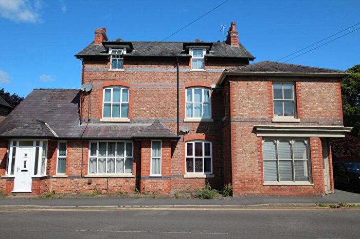 2 Bedroom House For Sale In Gravel Lane, Wilmslow, Cheshire, SK9
