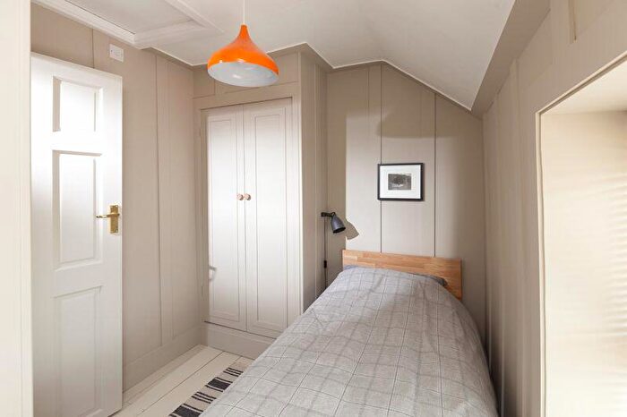 3 Bedroom Terraced House For Sale In Temperance Row, Tisbury, SP3