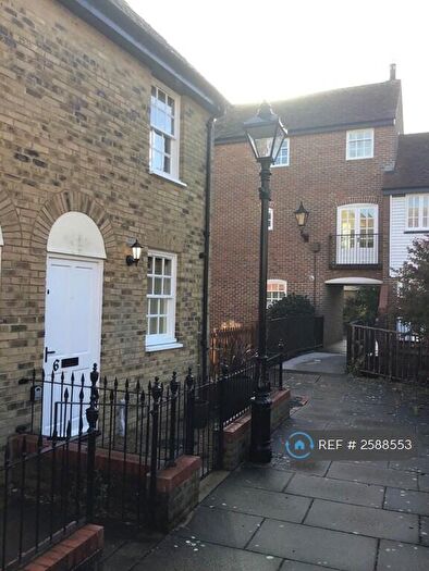 2 Bedroom End Of Terrace House To Rent In Stour Court, Sandwich, Kent, CT13