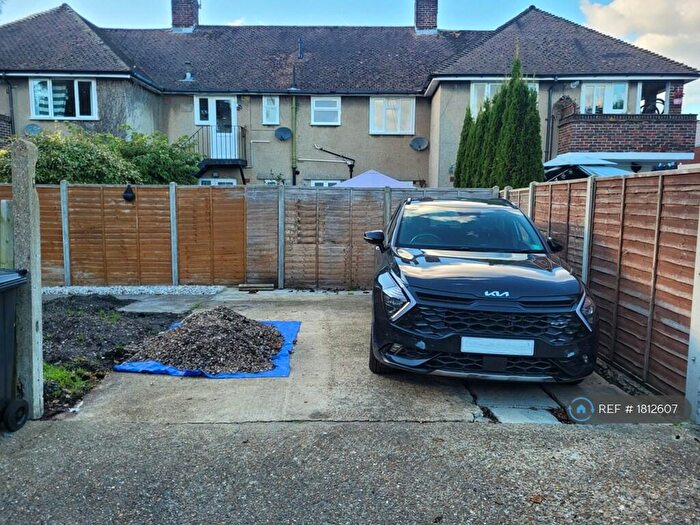 3 Bedroom Maisonette To Rent In Woodcote Court, Epsom, KT18