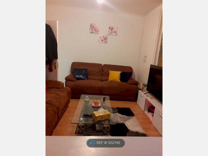 1 Bedroom Flat To Rent In Penshurst Road, Thornton Heath CR7