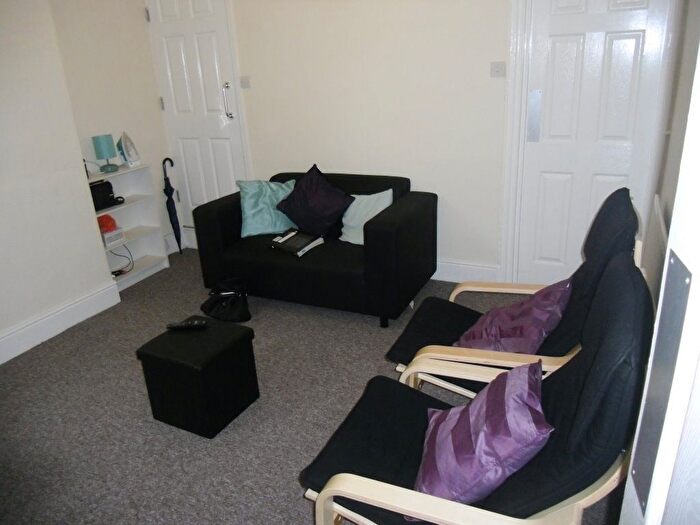 3 Bedroom Property To Rent In Tiverton Road, B29
