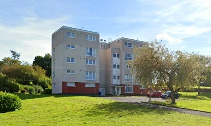 3 Bedroom Flat For Sale In E, Macewan Place, Kilmarnock, KA3