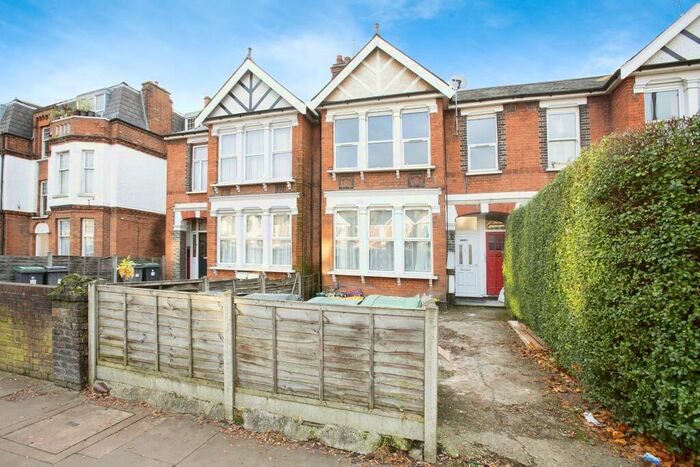 2 Bedroom Maisonette To Rent In Lansdowne Road, Tottenham, London, N17