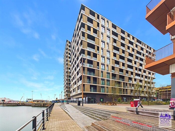 1 Bedroom Flat For Sale In Gillingham Gate Road, Chatham, ME4