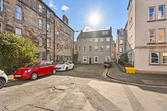 1 Bedroom Flat For Sale In B/ West Newington Place, Newington, Edinburgh, EH9
