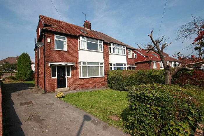 4 Bedroom Semi Detached House To Rent In Becketts Park Crescent, Headingley, Leeds, West Yorks, LS6