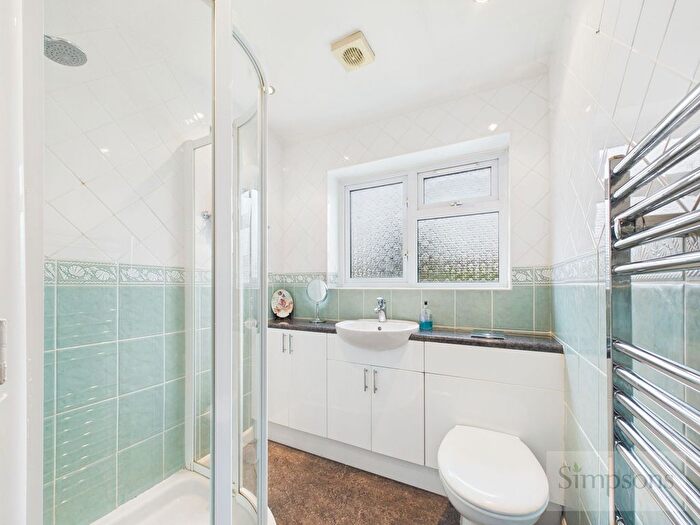 2 Bedroom End Of Terrace House For Sale In Wychwood Close, Witney, OX28
